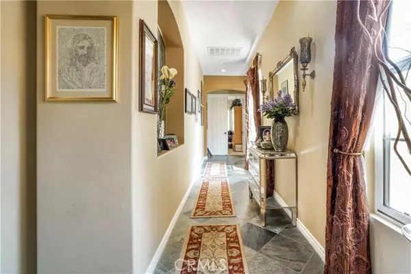 Riverside, CA 92506,889 Highridge Street