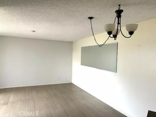 Redondo Beach, CA 90277,650 The Village