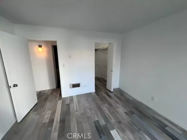 Redondo Beach, CA 90277,650 The Village