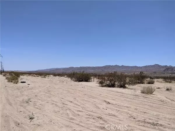 0 None, Joshua Tree, CA 92277