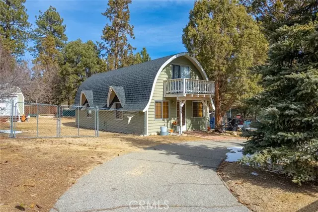 209 Gilroy Drive, Big Bear City, CA 92314