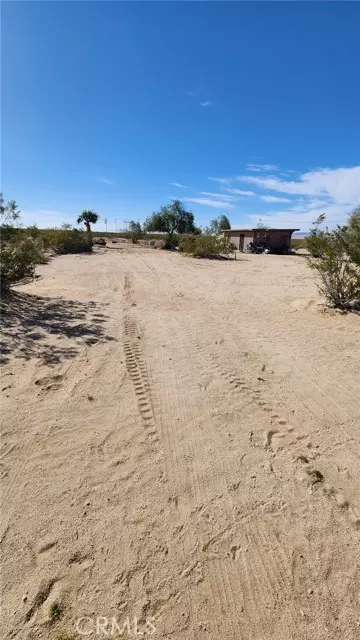 29 Palms, CA 92277,67826 Daisy