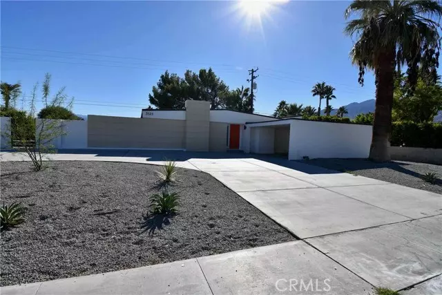 3523 East Paseo Barbara, Palm Springs, CA 92262