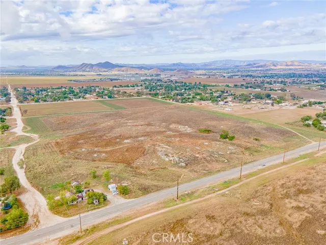 23489 Mapes Road, Romoland, CA 92585