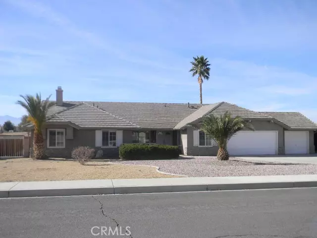 13210 Mugu Court, Apple Valley, CA 92308