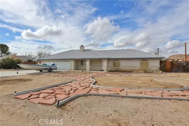 15476 Idaho Road, Apple Valley, CA 92307