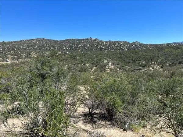 Aguanga, CA 92536,3 Barbara Trail