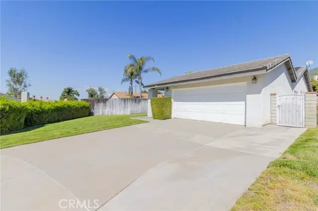 2816 Oleander Court, Highland, CA 92346