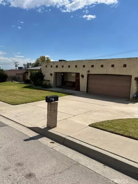 2347 Mesquite, San Bernardino, CA 92404