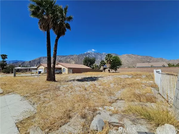 593 West Avenida Cerca, Palm Springs, CA 92262