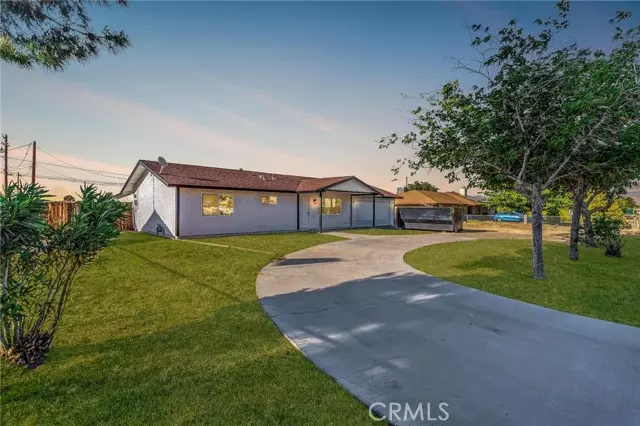 20988 Quileute Road, Apple Valley, CA 92308