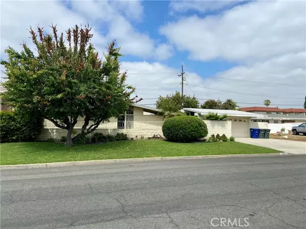 5561 Fox Hills Avenue,  Buena Park,  CA 90621