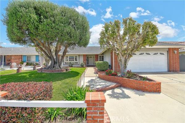 21052 Miramar Lane, Huntington Beach, CA 92646