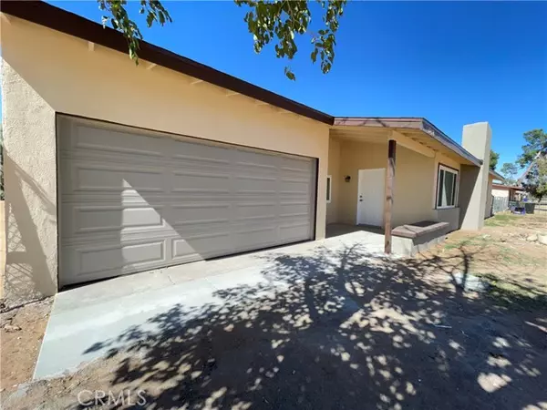 Apple Valley, CA 92307,15484 Cheyenne Road