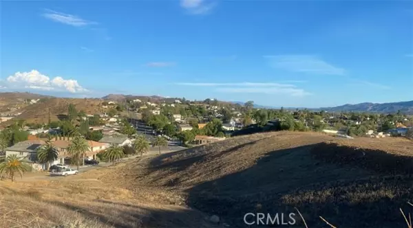 Lake Elsinore, CA 92530,1 Morton