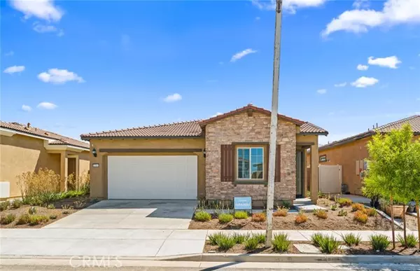 11943 Greenpeak Street, Corona, CA 92883