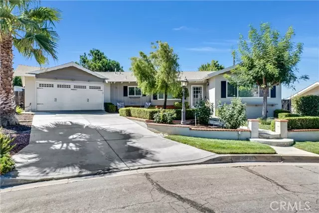 34761 Shangri Lane, Yucaipa, CA 92399