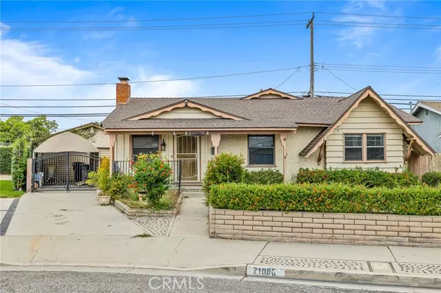 21008 Dalaman Avenue, Lakewood, CA 90715