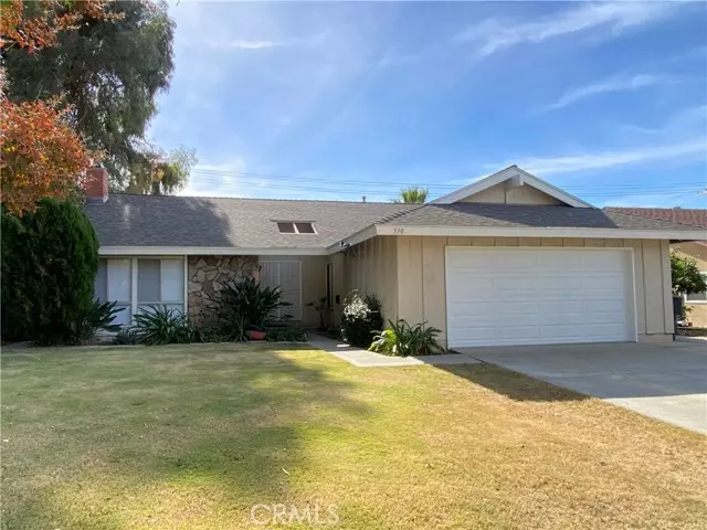 330 West Campus View Drive, Riverside, CA 92507