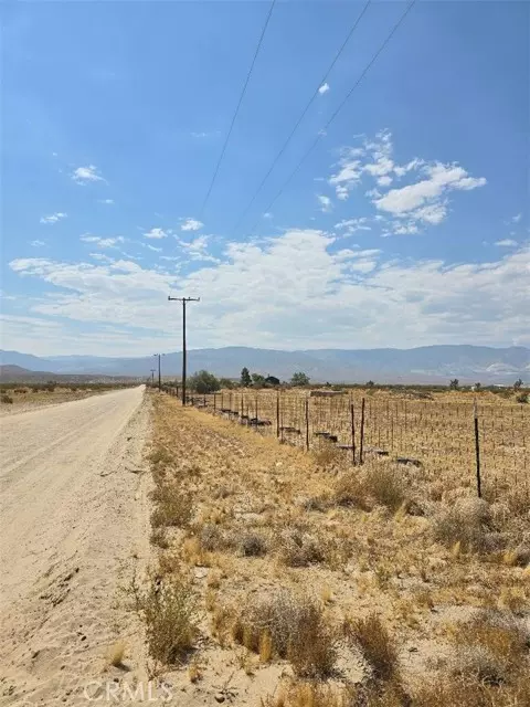 Lucerne Valley, CA 92356,10252 Santa Fe Road