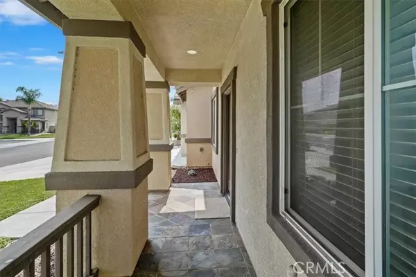 Eastvale, CA 91752,6657 Moonriver Street