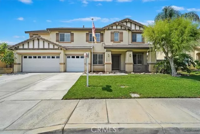 Eastvale, CA 91752,6657 Moonriver Street