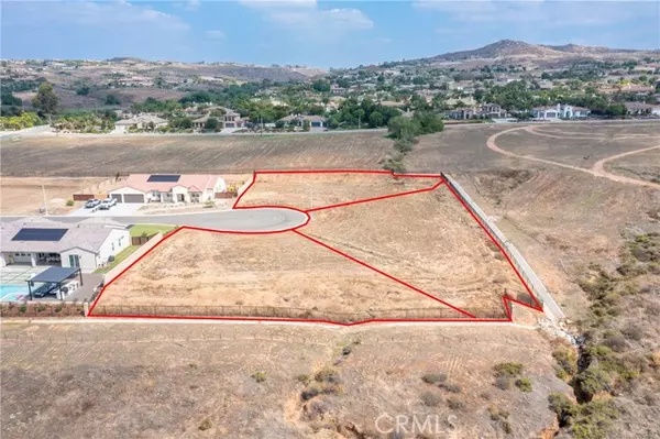 Riverside, CA 92506,7955 Featherstone Court