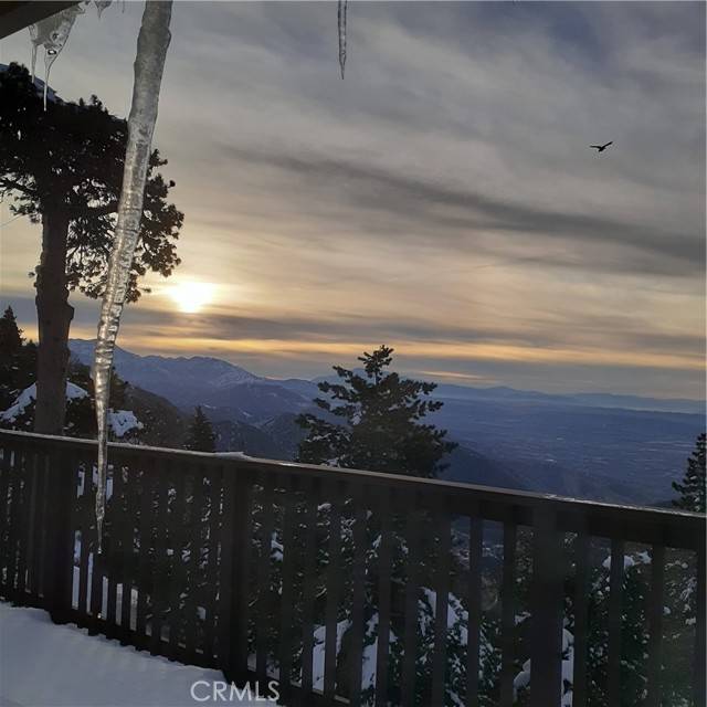 Crestline, CA 92325,22781 Crest Forest Drive