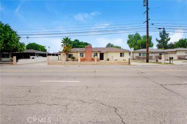 Fontana, CA 92335,17946 Merrill Avenue