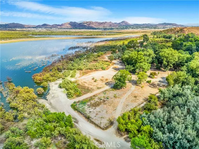 Lake Elsinore, CA 92530,0 Grand Avenue