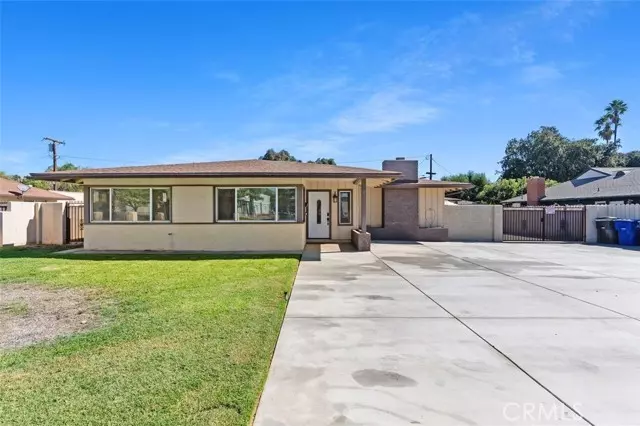 Riverside, CA 92506,6248 Riverside Avenue