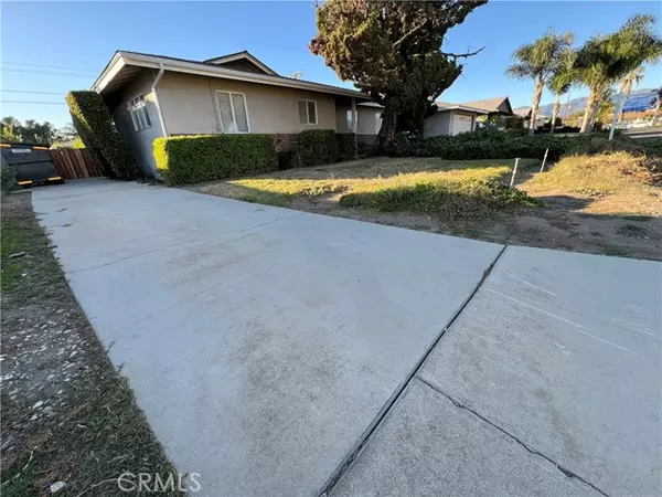 Rialto, CA 92376,1038 North Pine Avenue