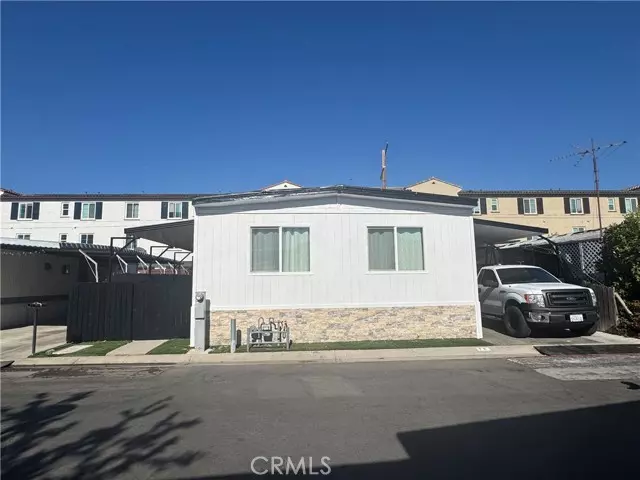 650 La Seda Road, La Puente, CA 91744