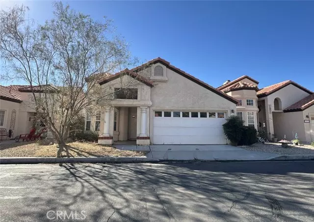 19193 Pine Way, Apple Valley, CA 92308