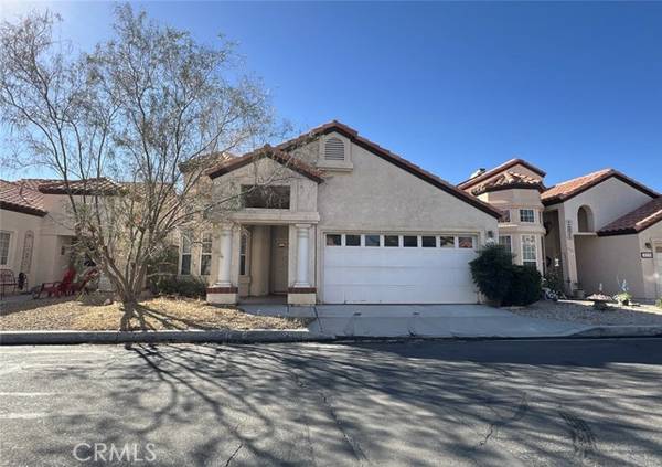 19193 Pine Way, Apple Valley, CA 92308