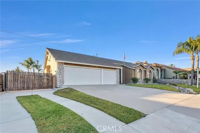 3916 North Flame Tree Avenue, Rialto, CA 92377