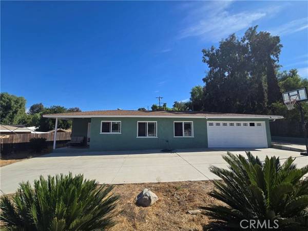 7350 Marilyn Drive, Corona, CA 92881