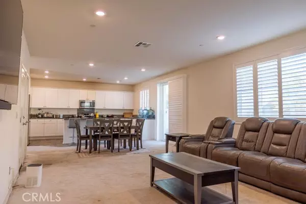 Jurupa Valley, CA 92509,6593 Telluride Way