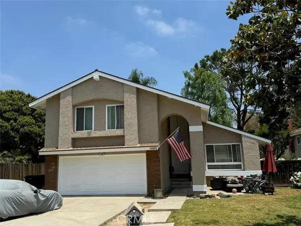 2712 Hartford Avenue, Fullerton, CA 92835