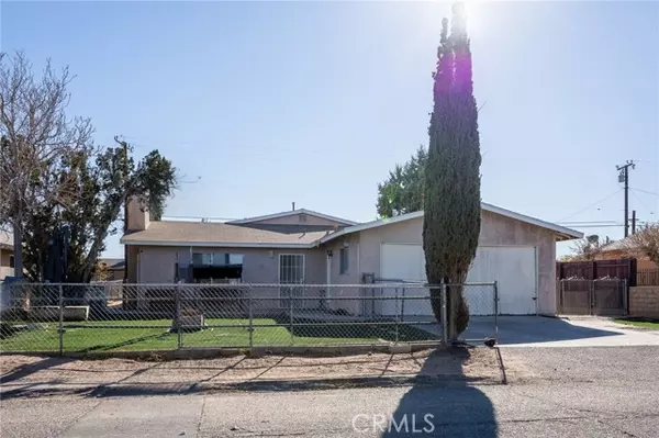 16231 Chestnut Street, Hesperia, CA 92345