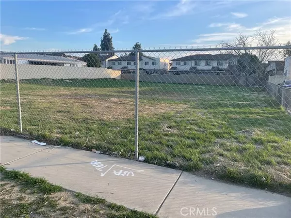 Fontana, CA 92335,16125 Ceres Avenue