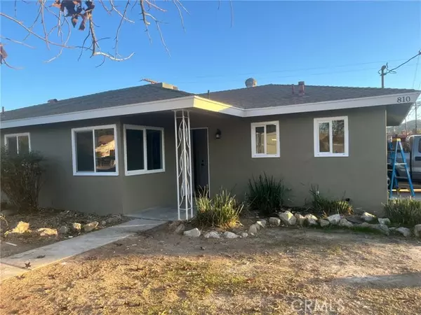 810 South Santa Fe Street, Hemet, CA 92543