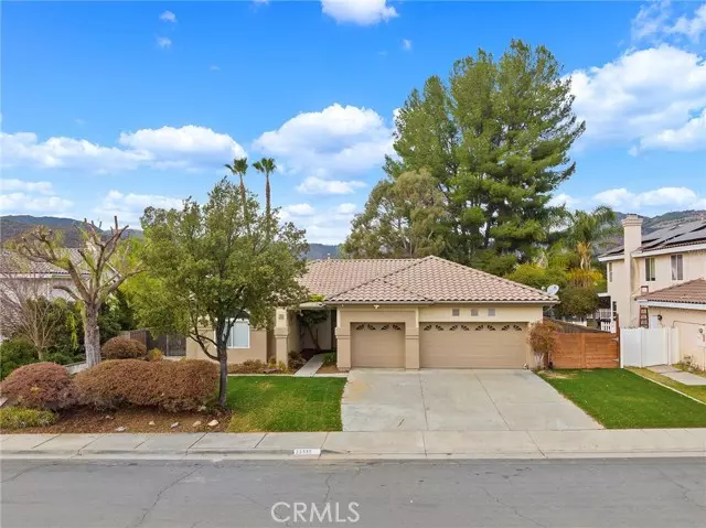 Murrieta, CA 92562,23335 Holly Drive