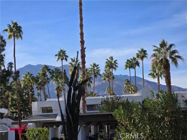 Palm Springs, CA 92264,5301 East Waverly Drive