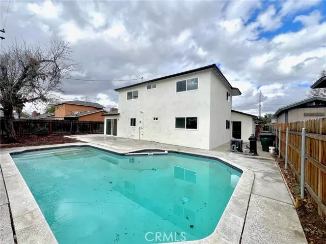 Riverside, CA 92504,5172 Merrill Avenue