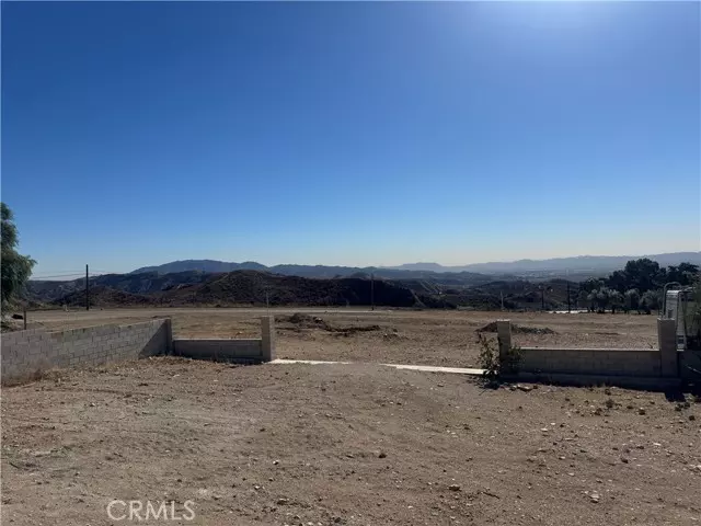 Sylmar, CA 91342,11252 Barca Drive