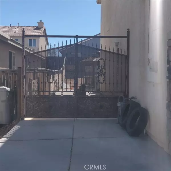 Hesperia, CA 92344,13023 Tehachapi Street