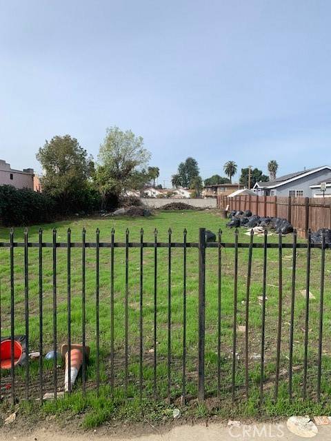 123 North Willow Avenue, Compton, CA 90221