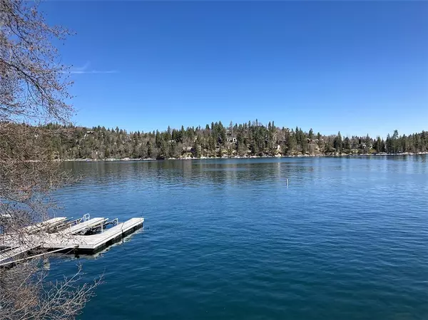 Lake Arrowhead, CA 92352,27990 Peninsula North Drive