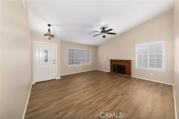 San Bernardino, CA 92407,5305 Lilac Street